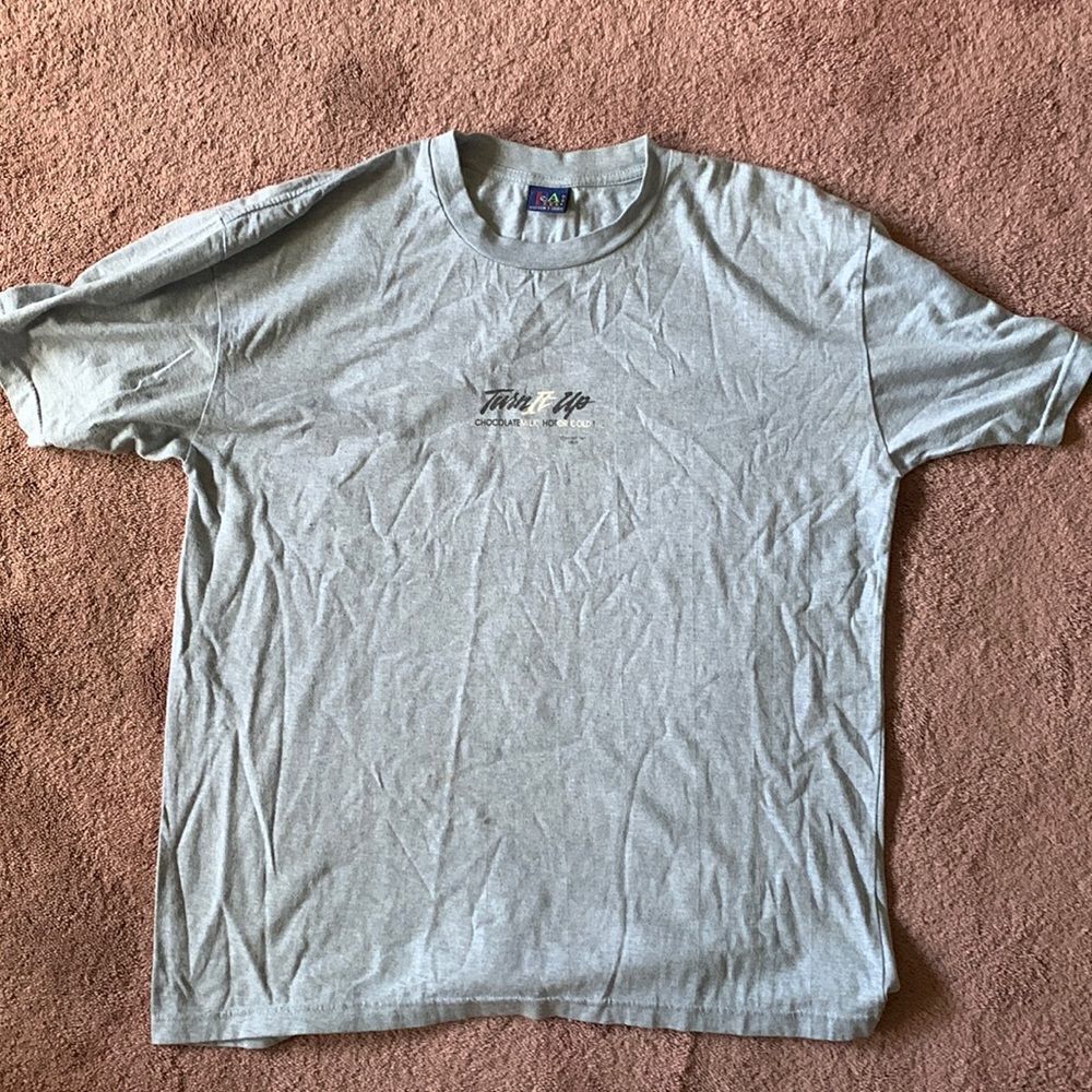Vintage 1987 Turn It Up Chocolate Milk Graphic T-Shirt Gray Team Two Mens L